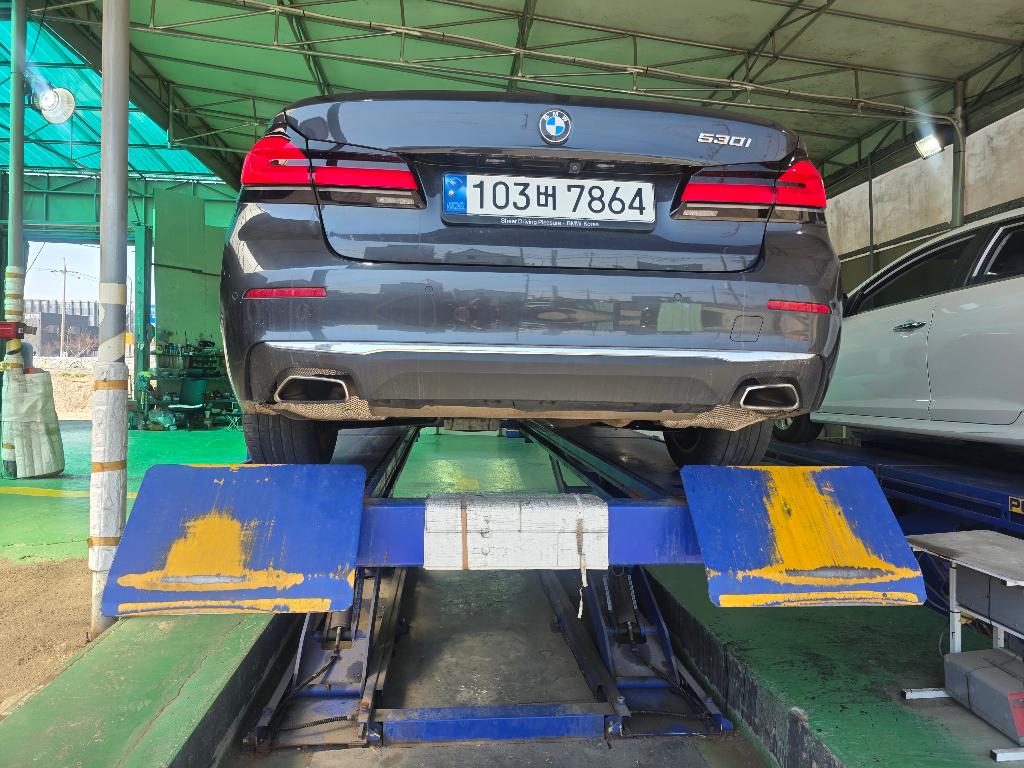 BMW 5-Series 2022 — inspection photo 2