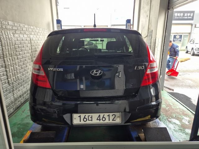 Hyundai i30 2010 — inspection photo 2