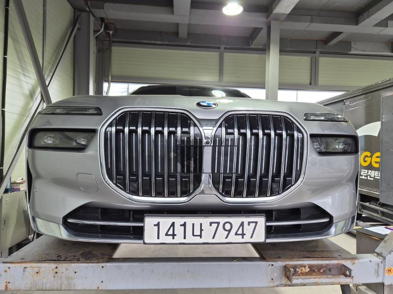 BMW 7-Series 2023 — inspection photo 1