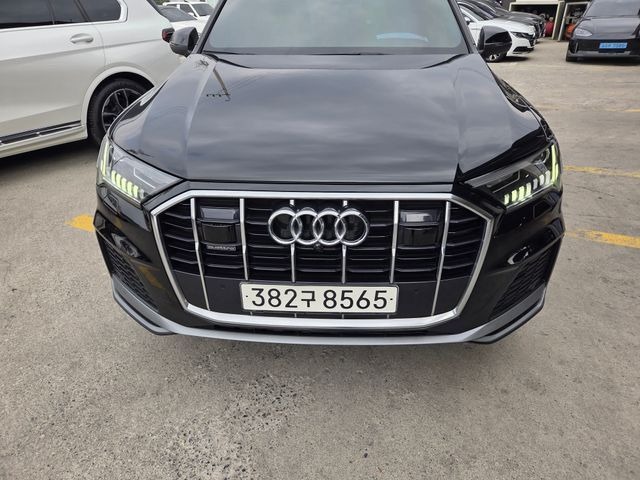 Audi Q7 2022 — inspection photo 1