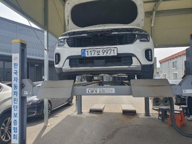 Kia Seltos 2023 — inspection photo 1