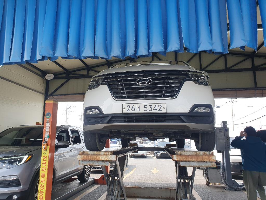 Hyundai Starex 2018 — inspection photo 1