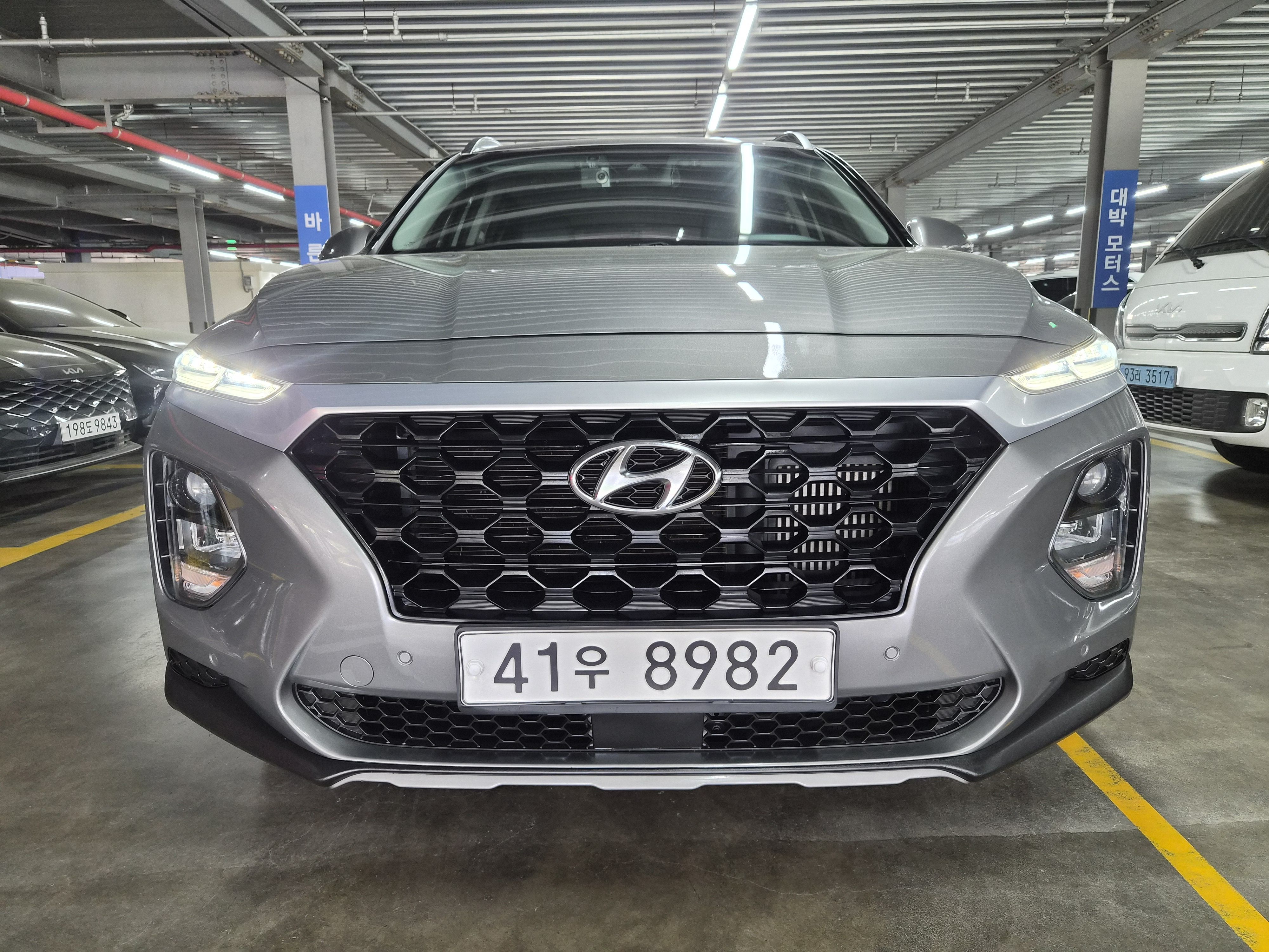 Hyundai Santafe 2019 — inspection photo 1