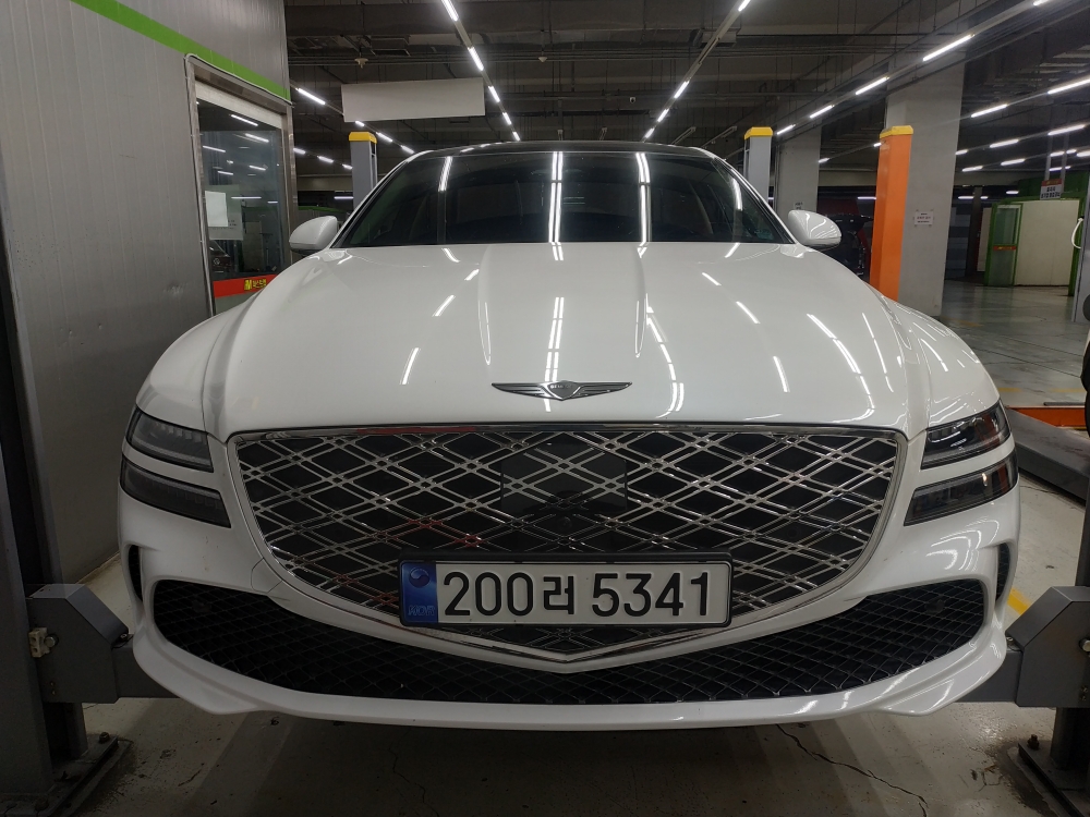 Genesis G80 2025 — inspection photo 1