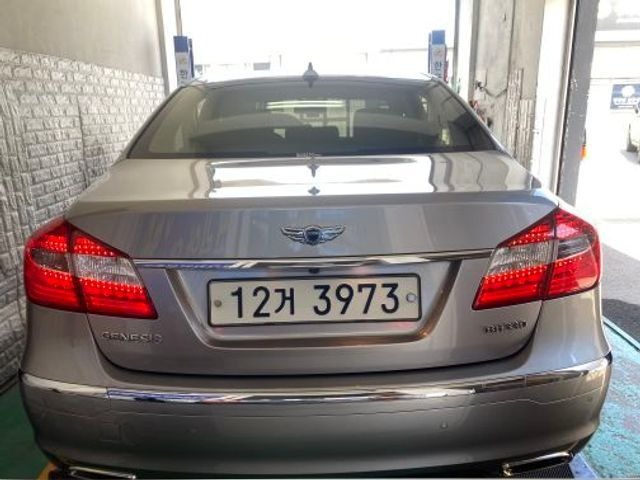 Hyundai Genesis 2013 — inspection photo 2
