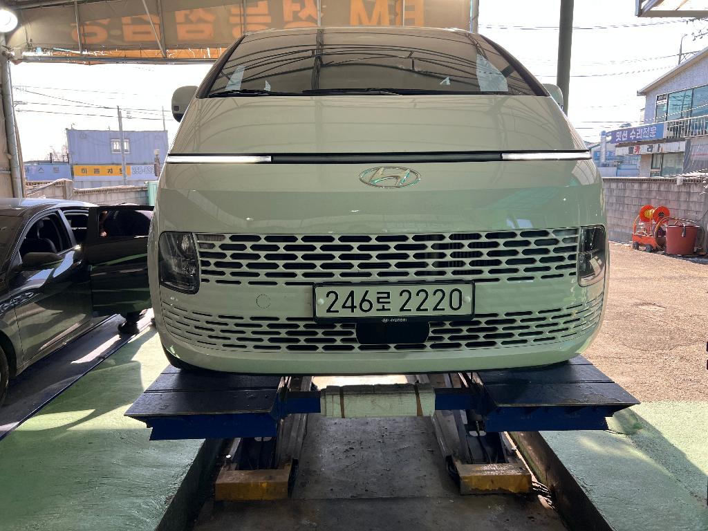 Hyundai Staria 2023 — inspection photo 1