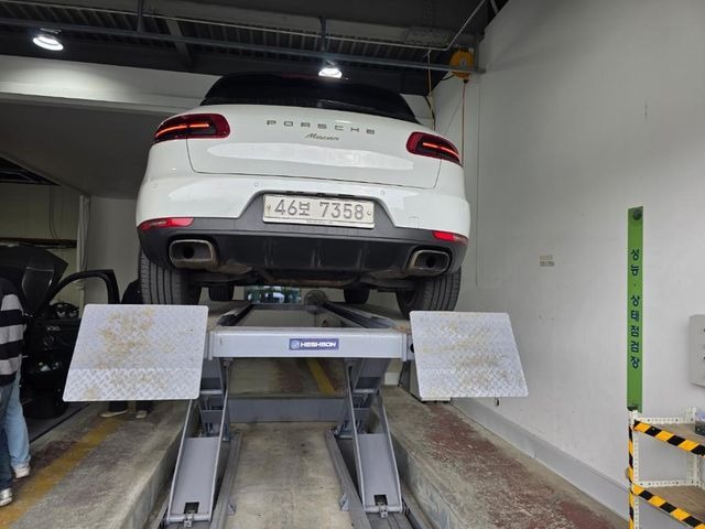 Porsche Macan 2017 — inspection photo 2