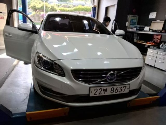 Volvo S60 2015 — inspection photo 1