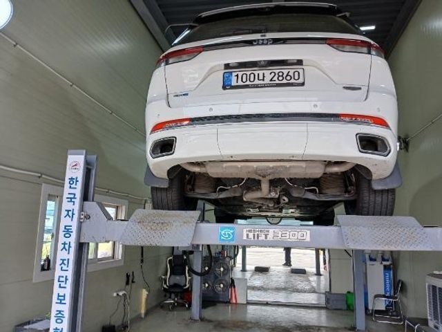 Jeep Cherokee 2023 — inspection photo 2