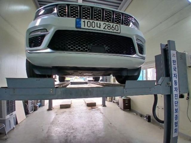Jeep Cherokee 2023 — inspection photo 1