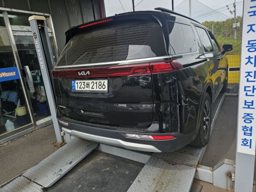 Kia Canival 2023 — inspection photo 2