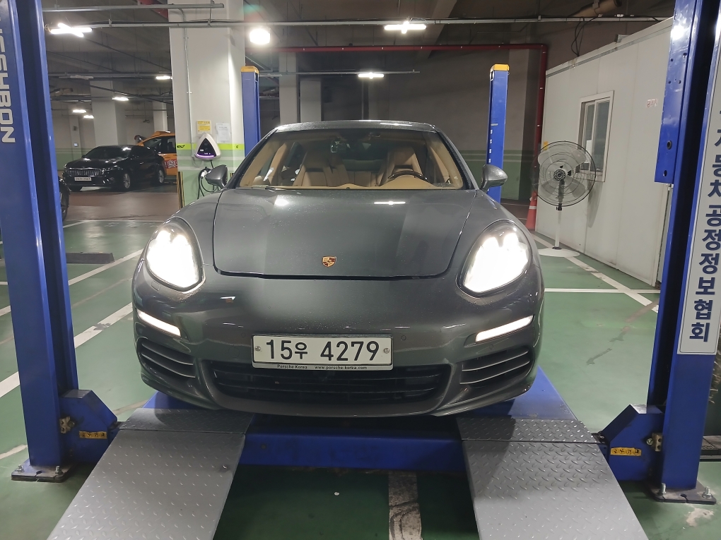 Porsche Panamera 2014 — inspection photo 1
