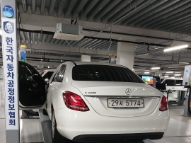 Mercedes-Benz C-Class 2018 — inspection photo 2