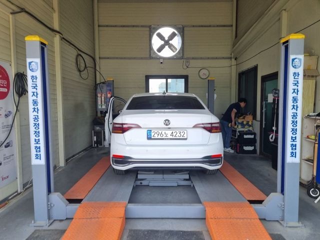 Volkswagen Jetta 2023 — inspection photo 2