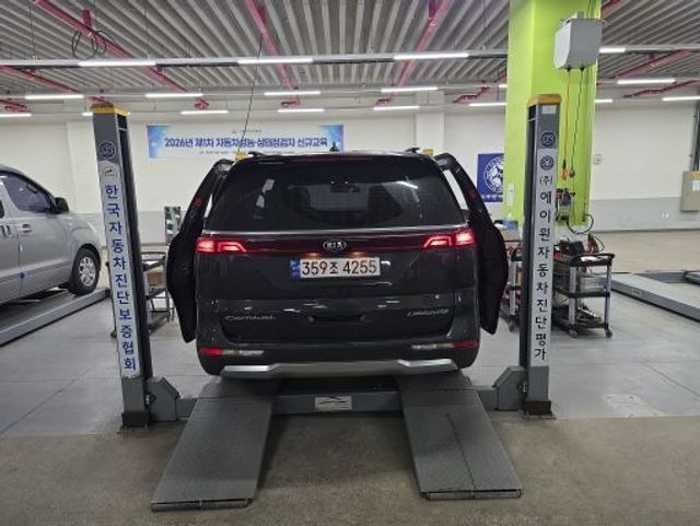 Kia Canival 2021 — inspection photo 2