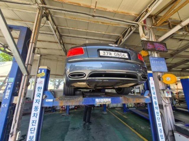 Bentley Flying Spur 2015 — inspection photo 2