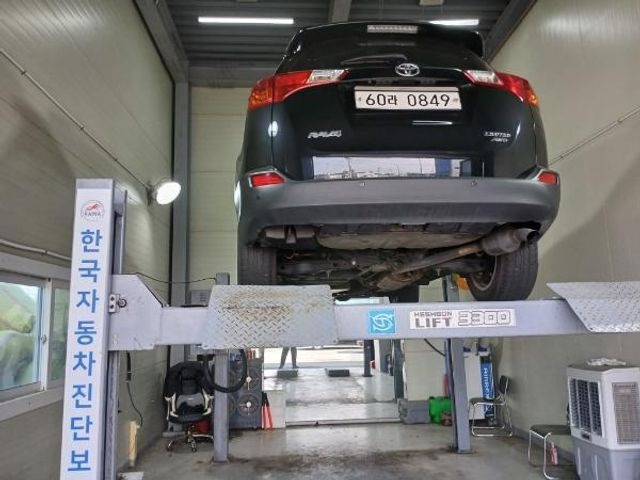 Toyota RAV4 2015 — inspection photo 2
