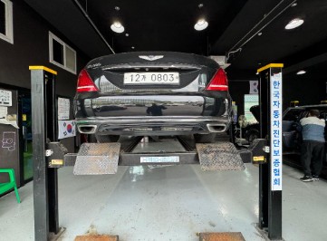 Genesis EQ900 2016 — inspection photo 2