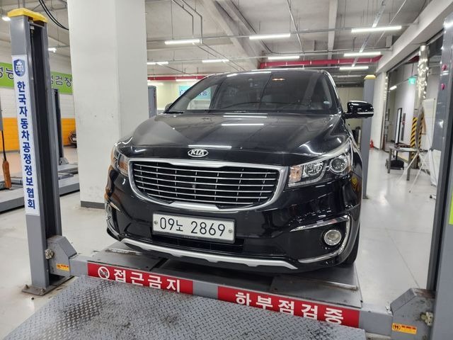 Kia Canival 2017 — inspection photo 1