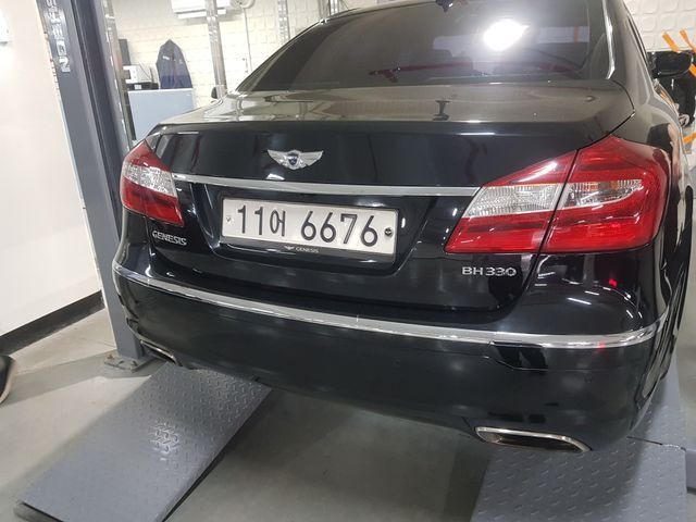 Hyundai Genesis 2014 — inspection photo 2