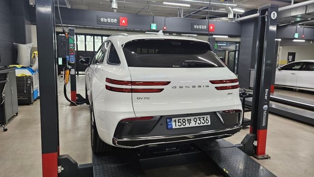 Genesis GV70 2025 — inspection photo 2