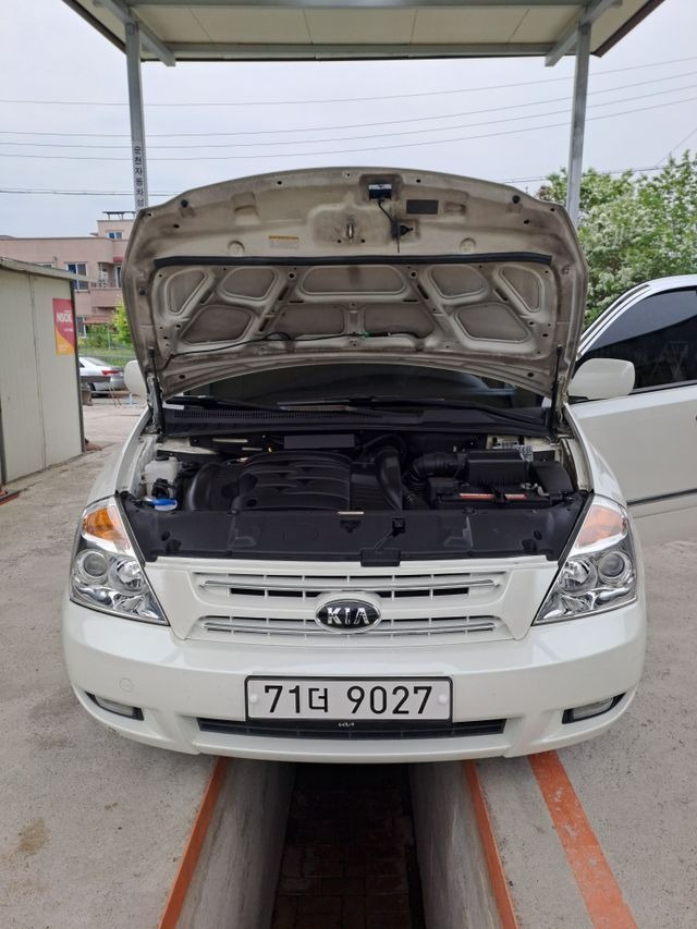 Kia Canival 2010 — inspection photo 1