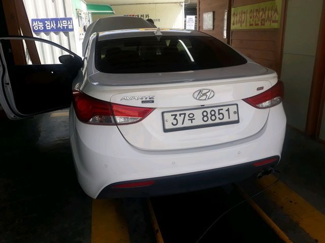Hyundai AVANTE 2014 — inspection photo 2