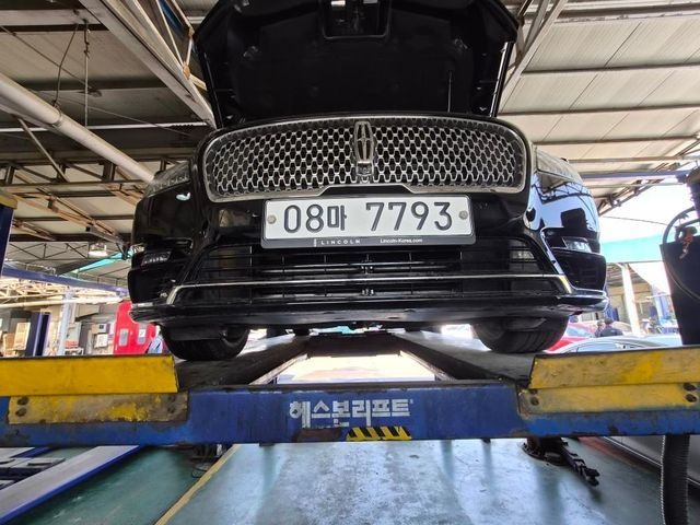 Lincoln Continental 2017 — inspection photo 1