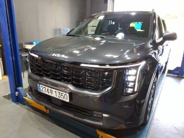 Kia Canival 2025 — inspection photo 1