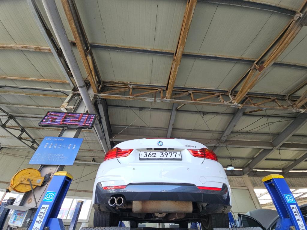 BMW 4-Series 2015 — inspection photo 2