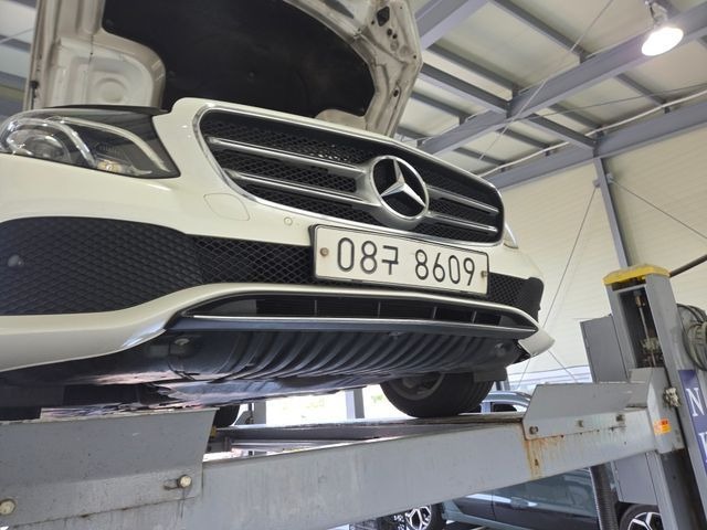 Mercedes-Benz E-Class 2017 — inspection photo 1
