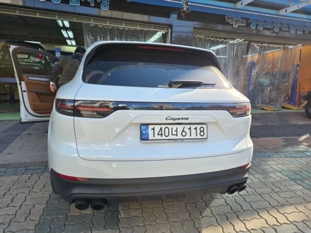 Porsche Cayenne 2023 — inspection photo 2