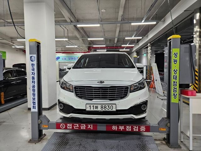 Kia Canival 2016 — inspection photo 1