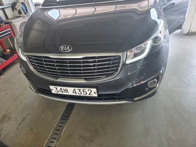 Kia Canival 2018 — inspection photo 1