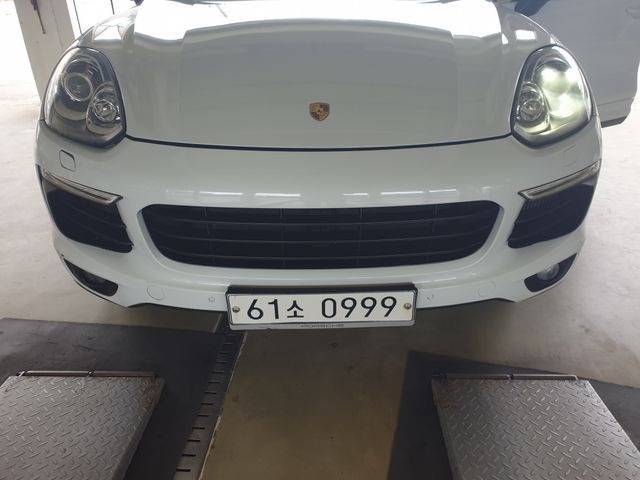 Porsche Cayenne 2016 — inspection photo 1