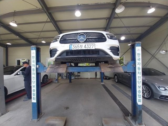 Mercedes-Benz E-Class 2022 — inspection photo 1