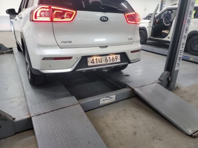 Kia Niro 2018 — inspection photo 2