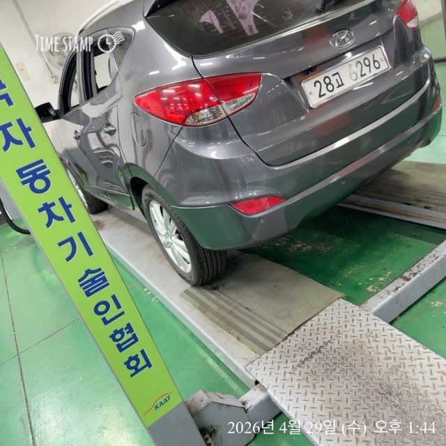 Hyundai Tucson 2011 — inspection photo 2