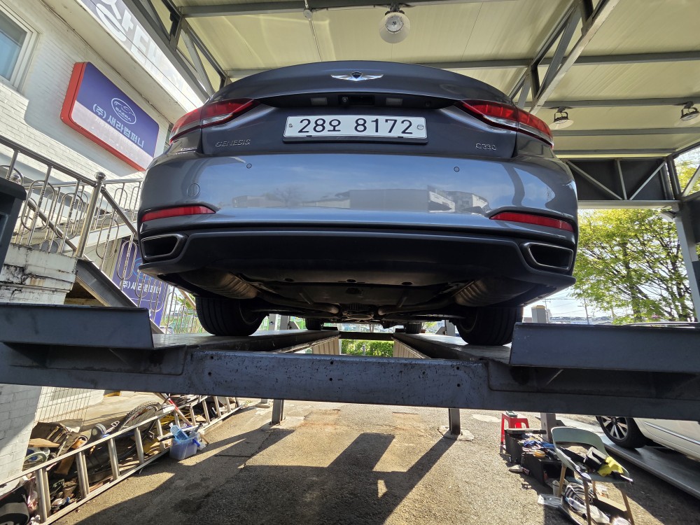 Hyundai Genesis 2014 — inspection photo 2