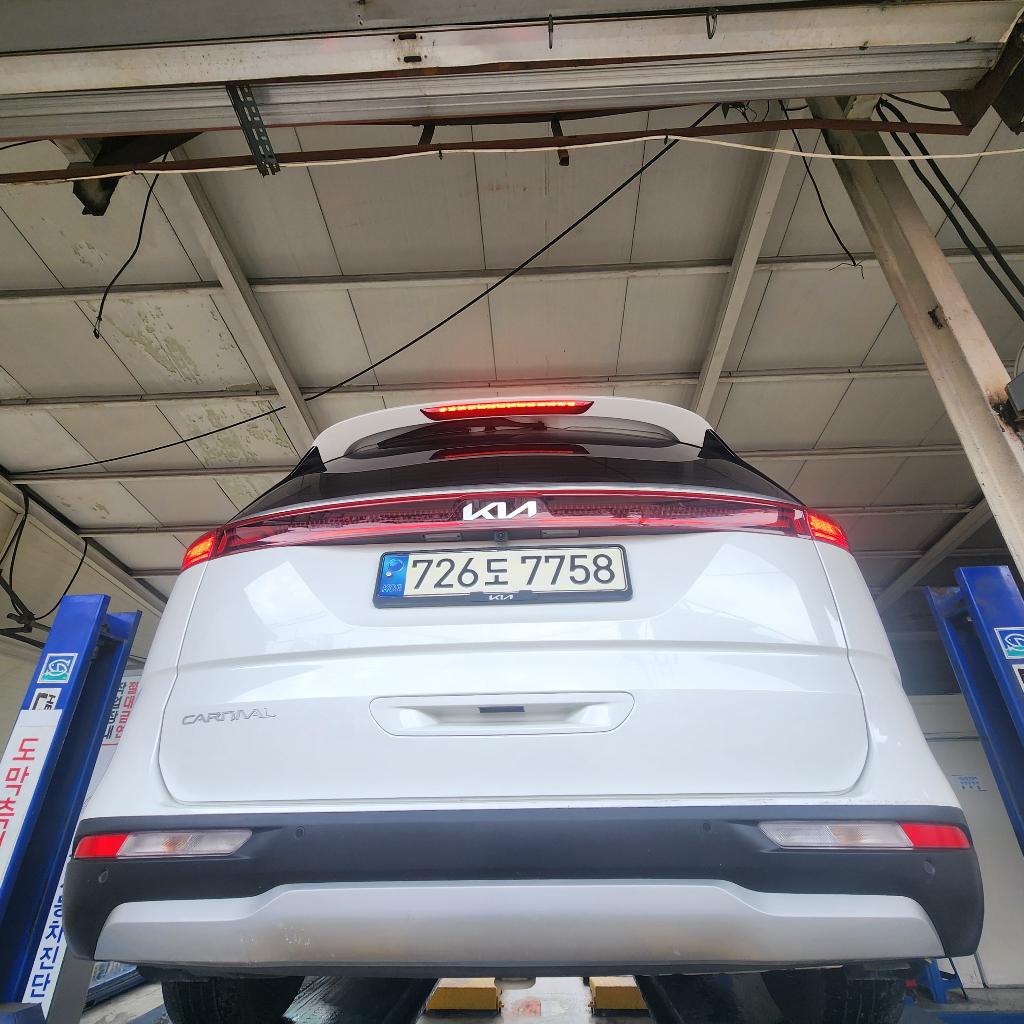 Kia Canival 2023 — inspection photo 2