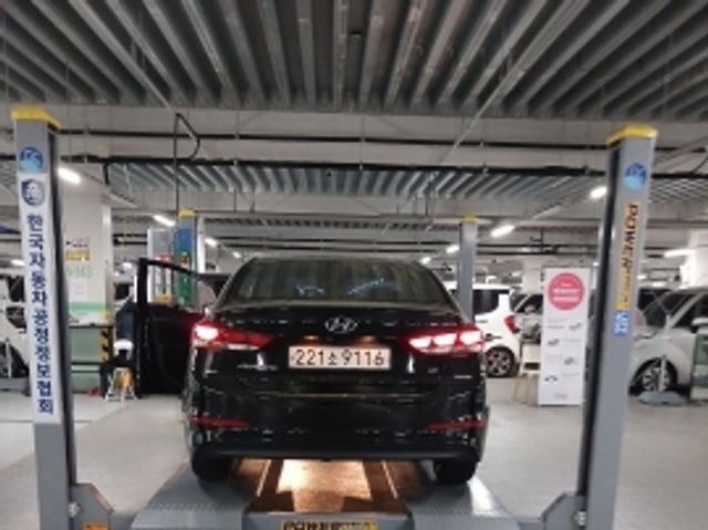 Hyundai AVANTE 2018 — inspection photo 2