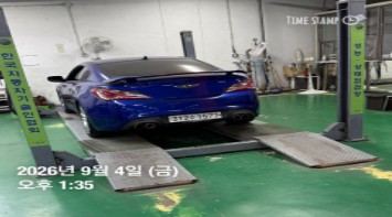 Hyundai Genesis 2012 — inspection photo 2