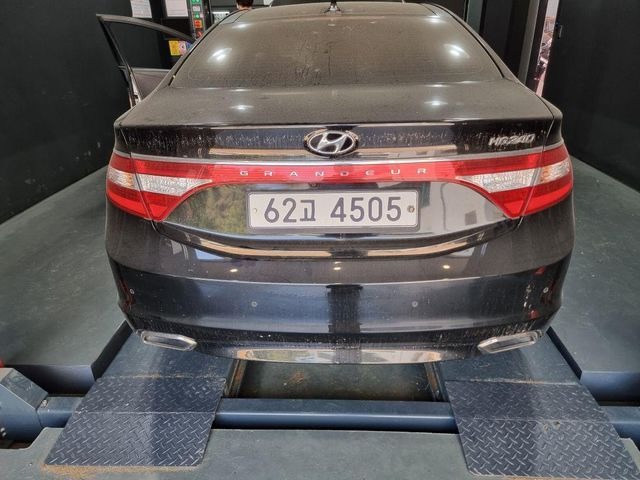 Hyundai Grandeur 2015 — inspection photo 2
