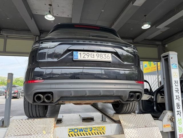 Porsche Cayenne 2020 — inspection photo 2