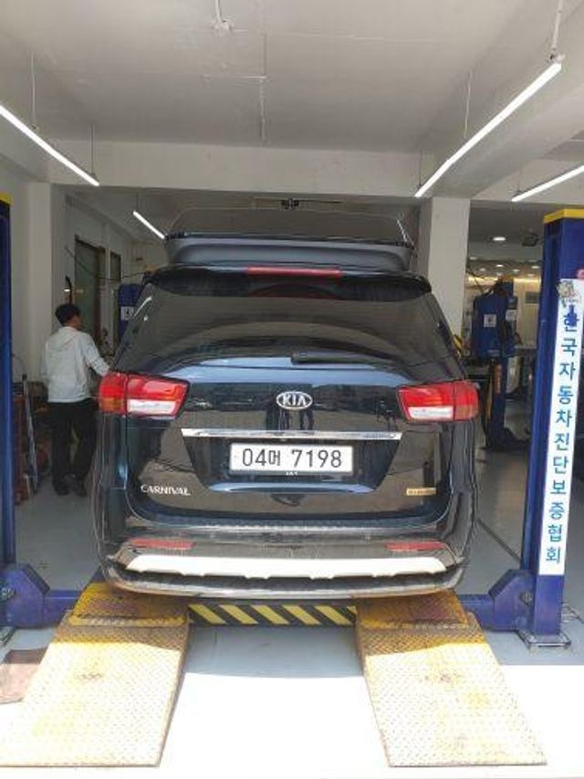 Kia Canival 2018 — inspection photo 2