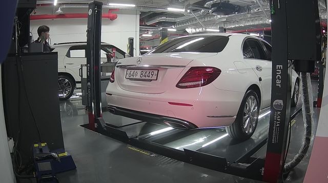 Mercedes-Benz E-Class 2017 — inspection photo 2