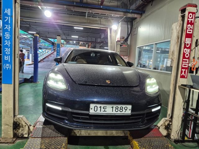 Porsche Panamera 2018 — inspection photo 1