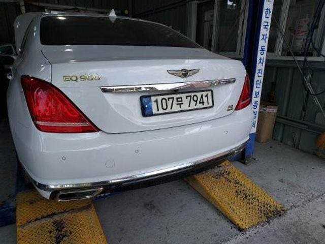 Genesis EQ900 2017 — inspection photo 2