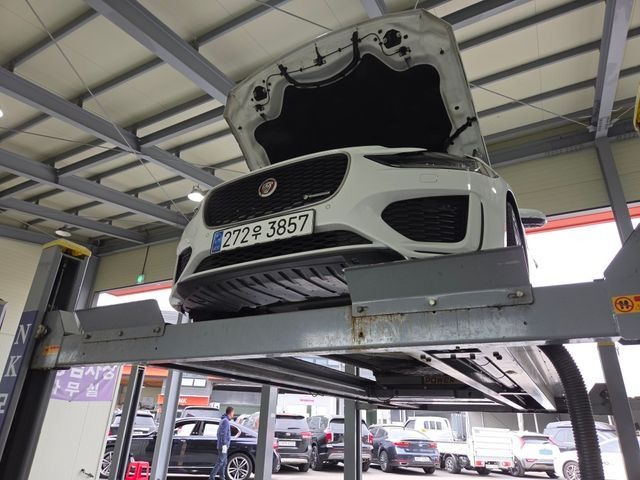 Jaguar XE 2020 — inspection photo 1