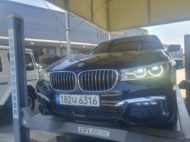 BMW 7-Series 2018 — inspection photo 1